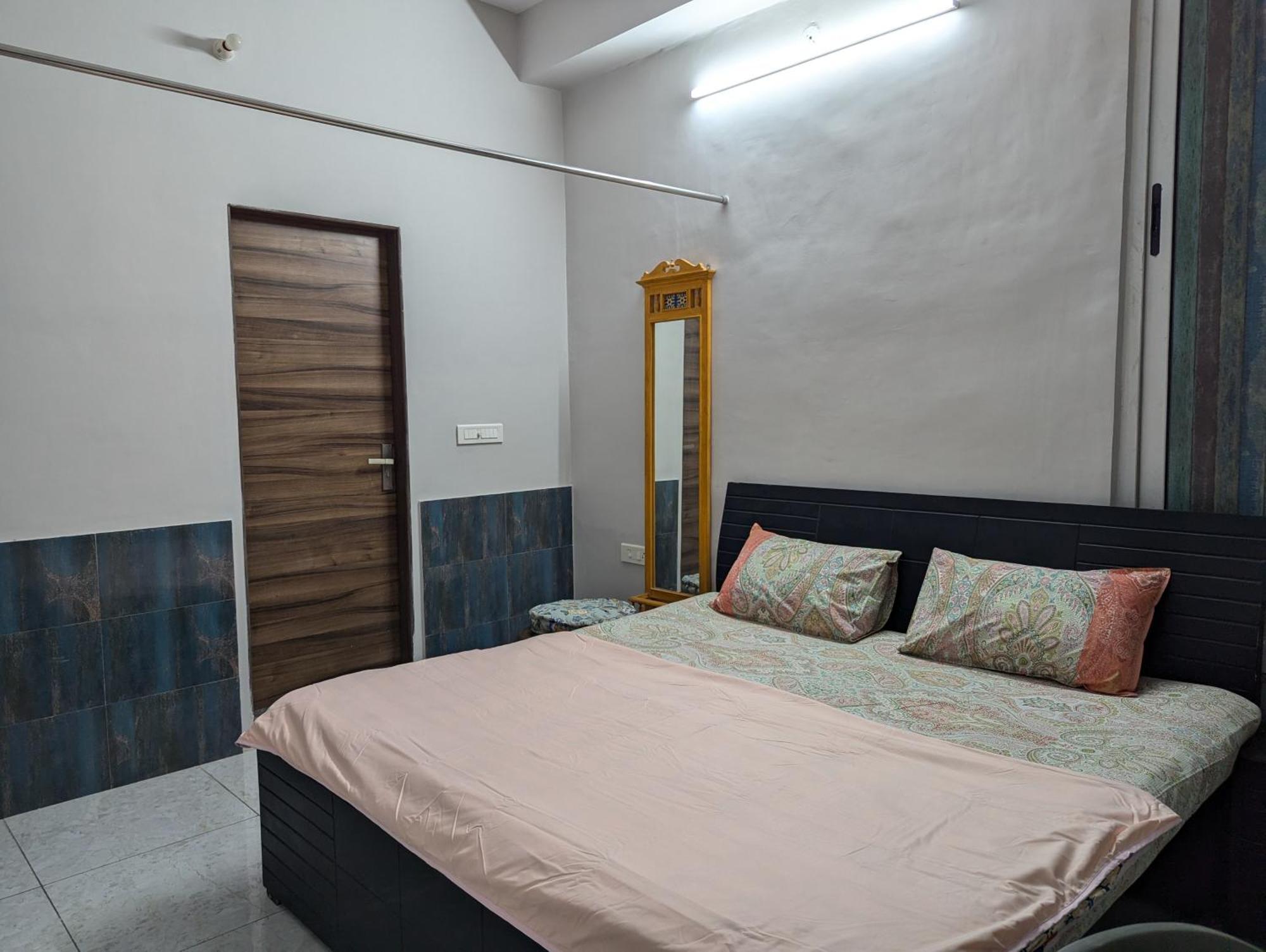 Jaisal Castle Homestay Джайпур Екстериор снимка