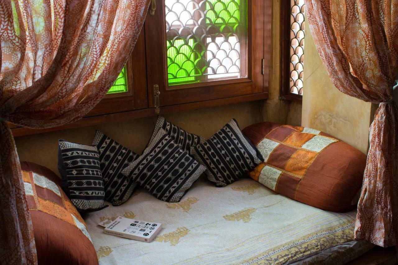 Jaisal Castle Homestay Джайпур Екстериор снимка