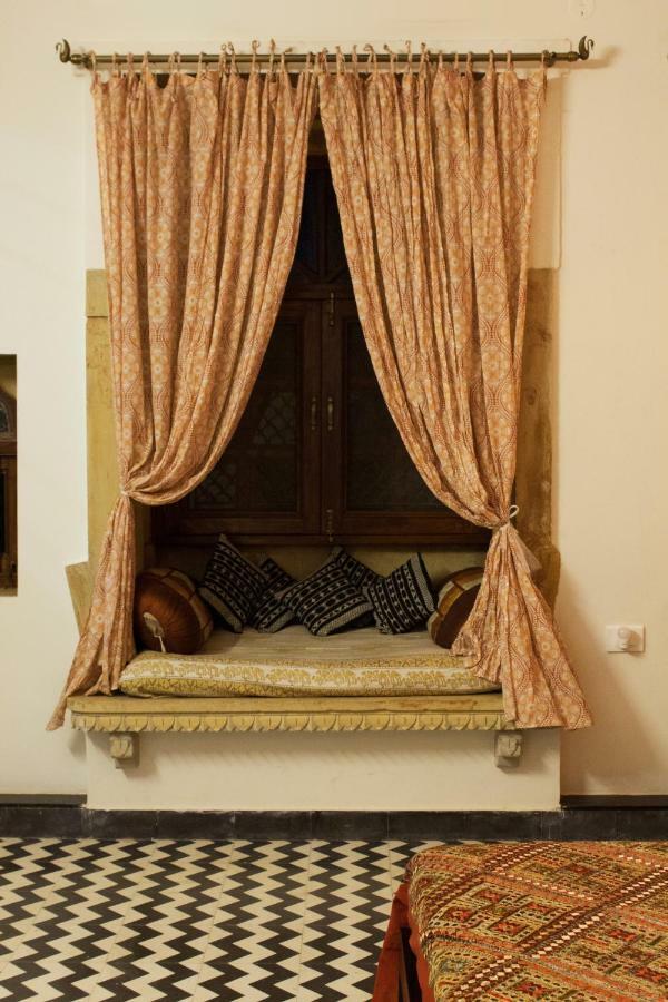 Jaisal Castle Homestay Джайпур Екстериор снимка