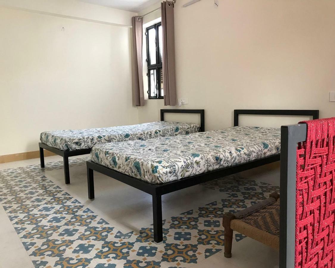 Jaisal Castle Homestay Джайпур Екстериор снимка