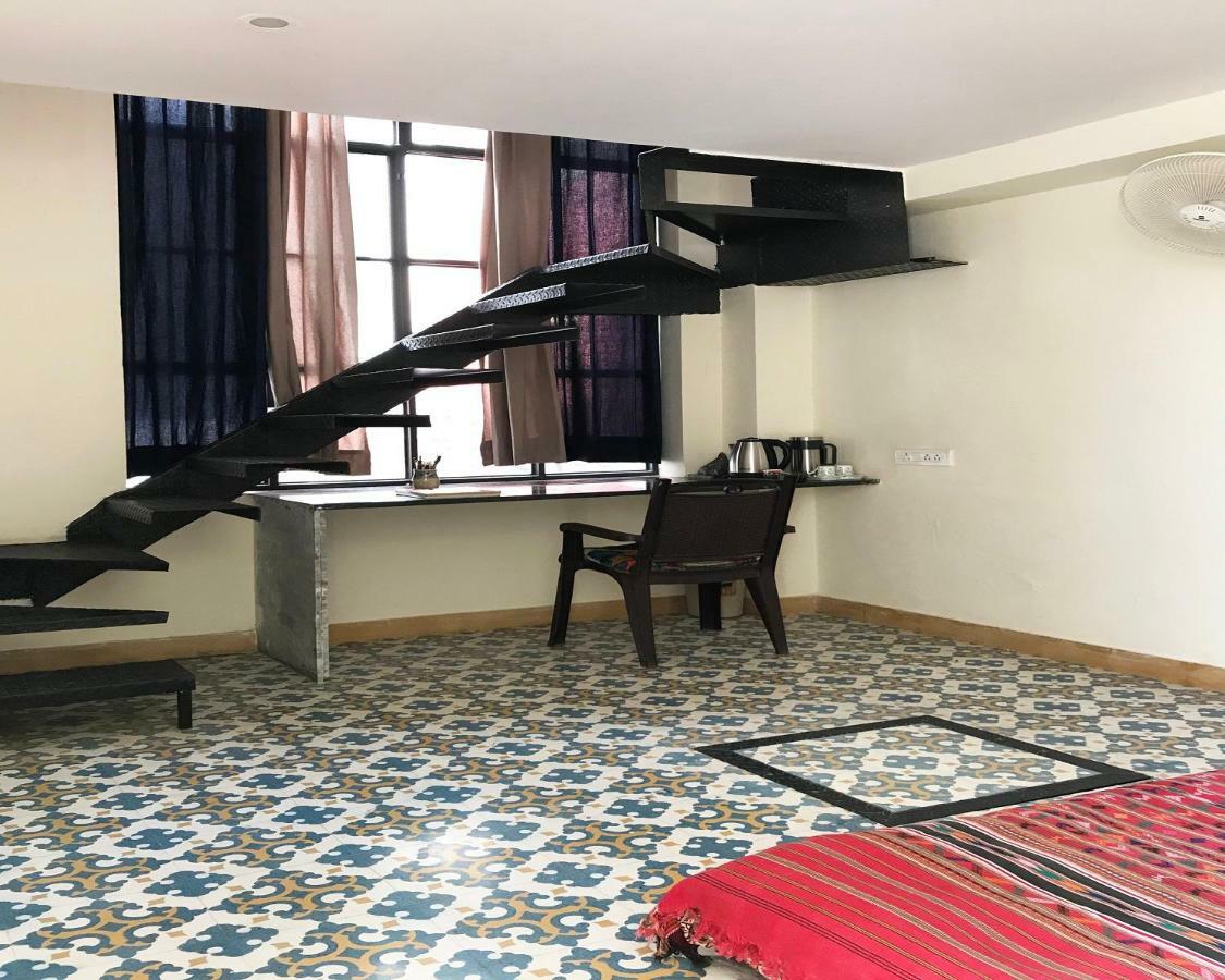 Jaisal Castle Homestay Джайпур Екстериор снимка